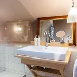 Hotel Gut Sonnenhausen 3*